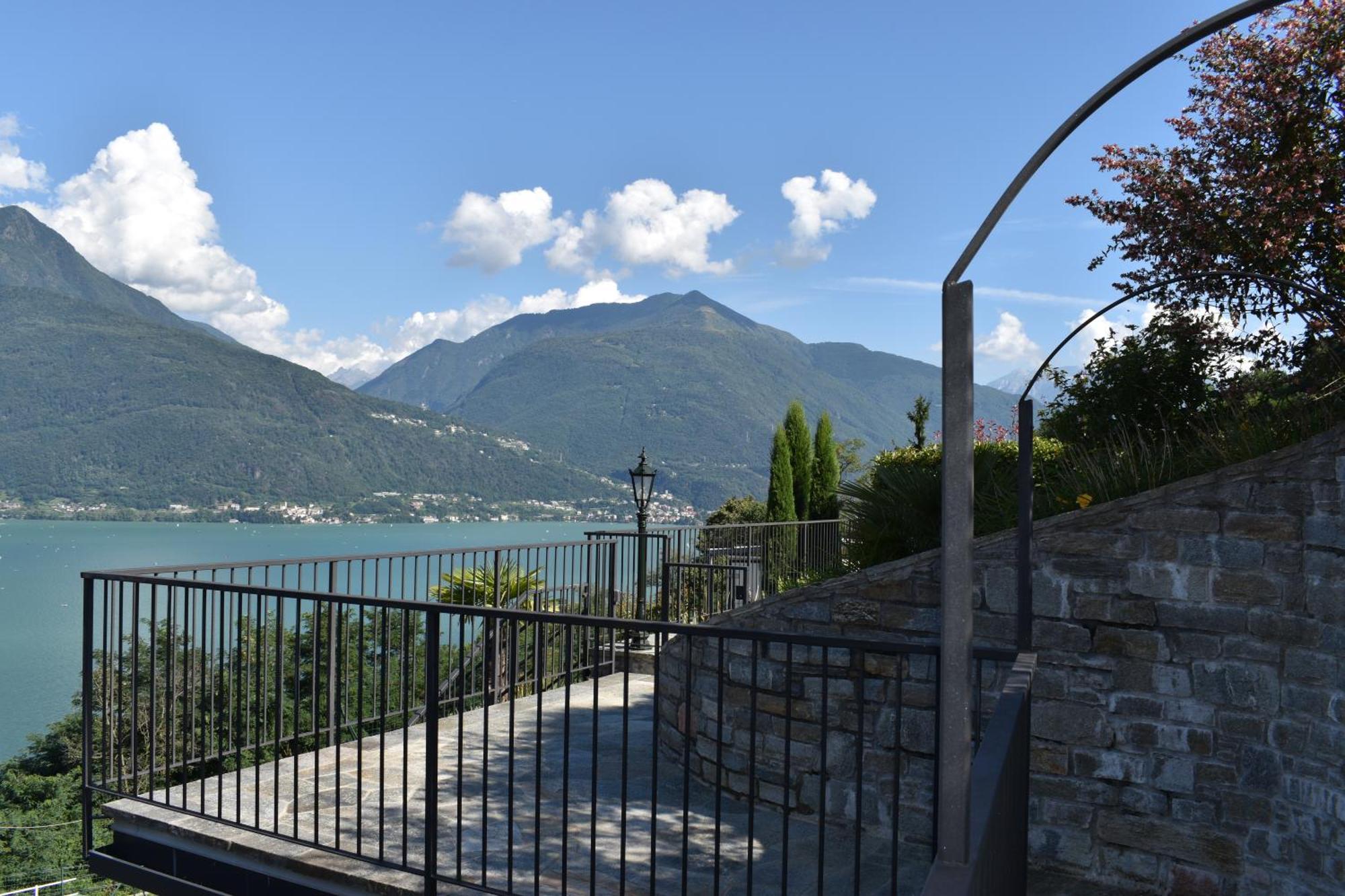 Apartment Monte E Lago Pianello Del Lario Екстер'єр фото